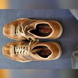 Brown sketchers men's sneakers.